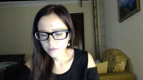Snapshot of evangeline06 chatting on October 8, 9:37 am YourMistress online show from October 8, 9:37 am