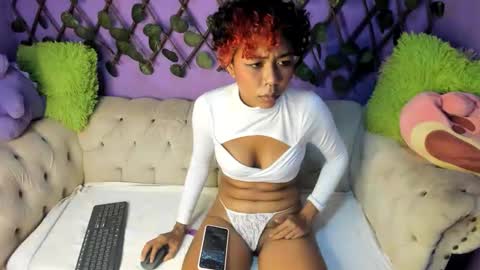 Snapshot of evangely15 chatting on September 23, 11:48 am evangely online show from September 23, 11:48 am