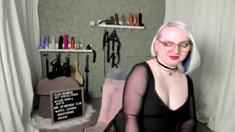 Evan Harlowe online show from May 9, 10:49 pm