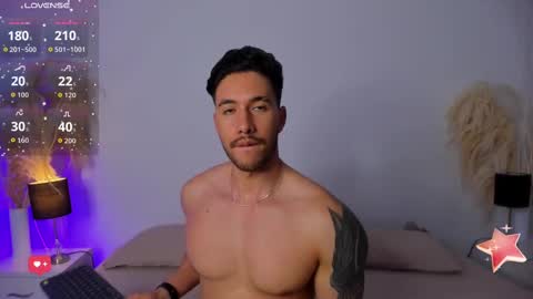 Snapshot of evans_opry1 chatting on October 6, 8:59 pm E V A N S online show from October 6, 8:59 pm