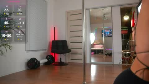 evaorion_ online show from May 25, 10:27 pm