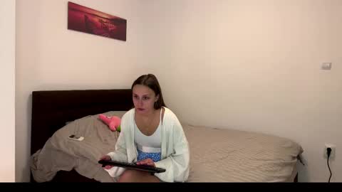 evarenard_ online show from January 15, 7:22 pm