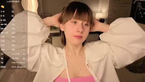 Eva online show from April 15, 7:38 pm