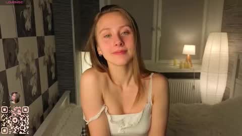 Eva online show from October 15, 7:15 pm