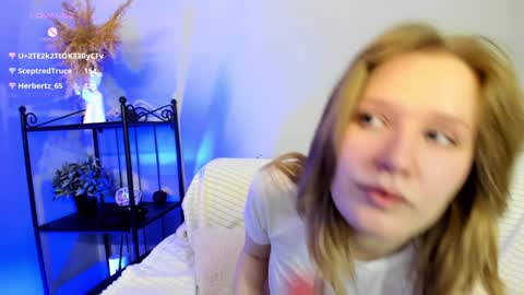 Snapshot of evastevs chatting on January 4, 9:41 pm Eva online show from January 4, 9:41 pm