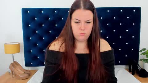 Snapshot of evawetdream chatting on October 16, 6:35 am Eva online show from October 16, 6:35 am