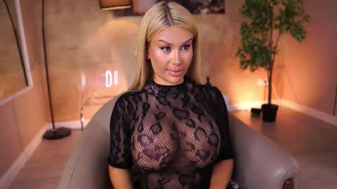 Eva online show from February 25, 8:01 pm