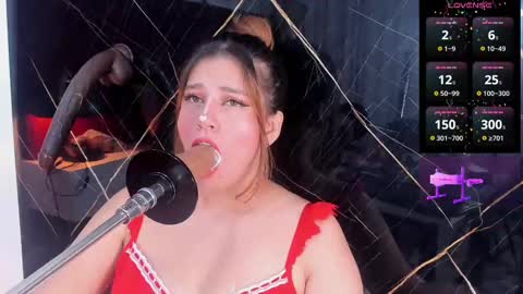 Snapshot of evelin_belen chatting on September 21, 12:42 pm EVELIN online show from September 21, 12:42 pm