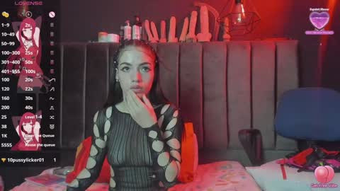 Alice online show from February 5, 10:55 pm