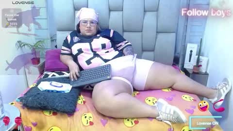 evelin zaens online show from February 19, 8:13 am