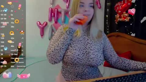 evelinahot21 online show from February 19, 1:06 pm