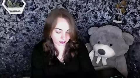 Lydia online show from March 1, 9:52 pm