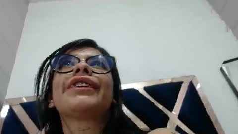 evelingjoyy online show from October 17, 8:24 pm