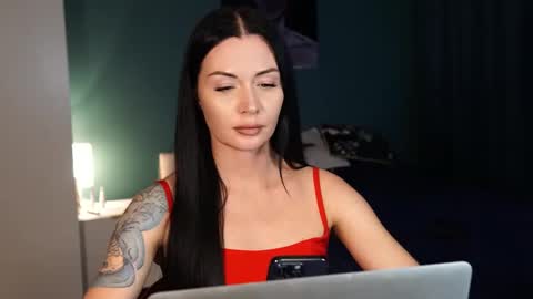 Snapshot of evelingoddess chatting on October 20, 9:09 pm your Love online show from October 20, 9:09 pm