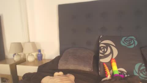 DAYANITA online show from February 5, 7:28 pm