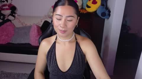 Evelyn online show from October 10, 2:23 pm