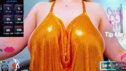 Snapshot of evelyne_rose chatting on October 2, 6:01 am evelyne_rose online show from October 2, 6:01 am
