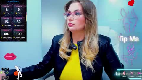 Snapshot of evelyne_rose chatting on September 25, 1:29 pm evelyne_rose online show from September 25, 1:29 pm
