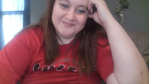 Snapshot of evelynvanderbilt chatting on December 3, 4:11 pm Evelyn Vanderbilt online show from December 3, 4:11 pm