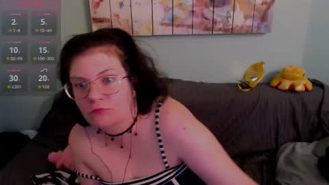 Everly online show from June 16, 5:39 pm