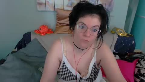 Everly online show from November 14, 9:55 am