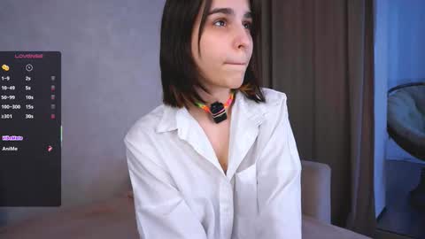 Snapshot of evervessi chatting on October 2, 8:13 am Anita online show from October 2, 8:13 am