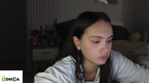 evi_woow online show from February 19, 9:03 pm