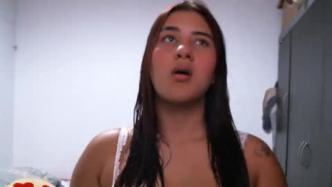 Snapshot of evy_conor chatting on October 7, 9:33 pm Evy conor online show from October 7, 9:33 pm