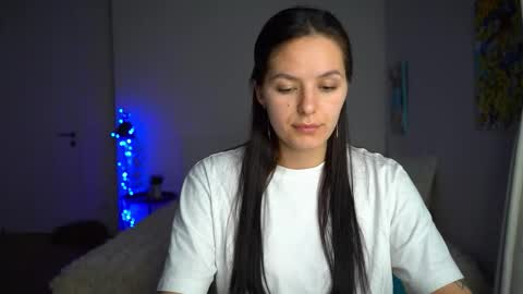 ewelynscott online show from November 30, 11:01 pm