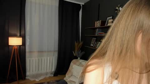 Ann online show from March 15, 7:17 pm