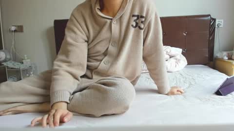 exhibitionism44 online show from January 6, 4:58 am