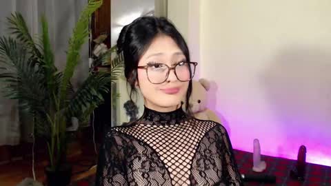 Candy  online show from January 5, 2:41 pm