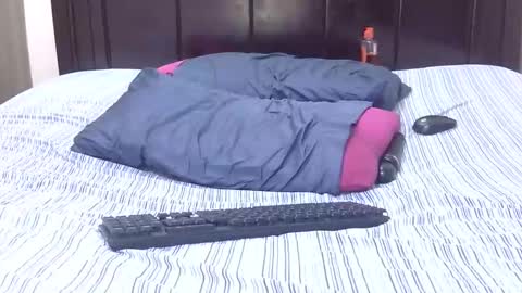 explicitly_certified online show from October 28, 6:09 pm