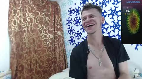 explocion_erotic7 online show from December 8, 7:47 am