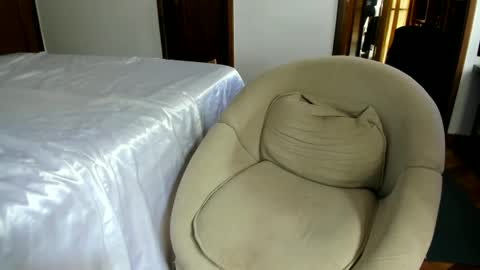 exstasegirl online show from November 18, 1:03 pm