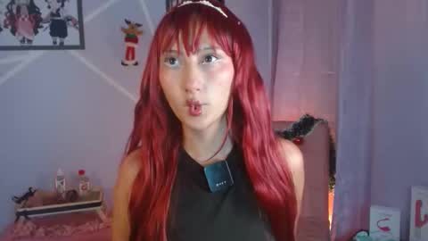 eyes_moonn online show from November 28, 11:34 pm