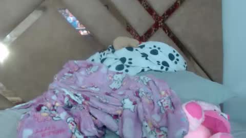 eyshaexotii online show from February 6, 2:04 am