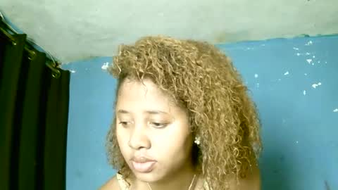 ezrasexyna online show from April 16, 7:30 am