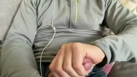 F33lingh0rny online show from March 13, 6:11 pm