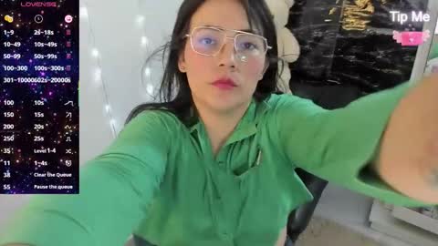 Snapshot of faberdubois1 chatting on October 5, 7:54 pm camila online show from October 5, 7:54 pm