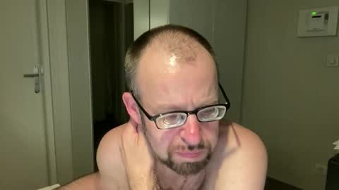 fabiothick online show from May 26, 1:55 am