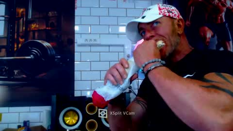 Snapshot of fabxxxl chatting on January 29, 12:45 pm fabxxxl online show from January 29, 12:45 pm
