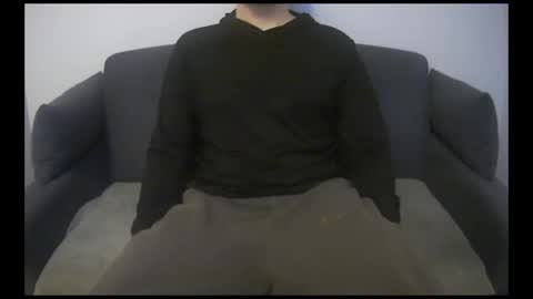 FacelessEscape online show from March 12, 1:04 pm