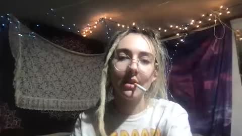 Snapshot of faexoxoxo chatting on January 5, 7:49 am Fae online show from January 5, 7:49 am