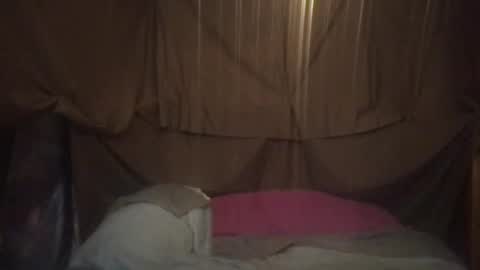 Snapshot of faexoxoxo chatting on February 2, 8:45 am Fae online show from February 2, 8:45 am