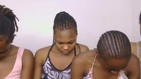 fairy_pearl online show from July 6, 4:20 pm