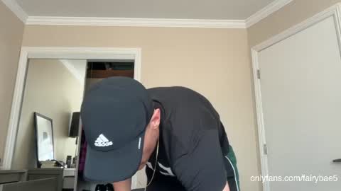 Travis online show from June 17, 7:08 pm
