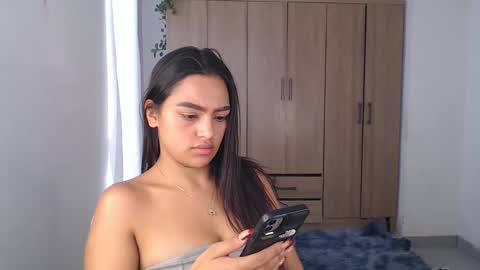 Snapshot of fairylatin chatting on February 18, 9:09 pm fairylatin online show from February 18, 9:09 pm