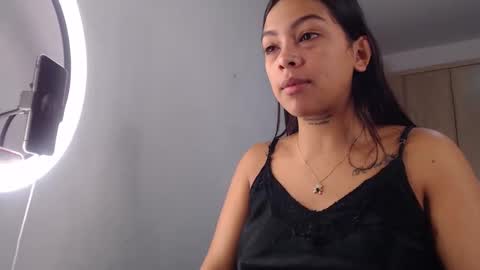Snapshot of fairylatin chatting on March 2, 11:07 am fairylatin online show from March 2, 11:07 am