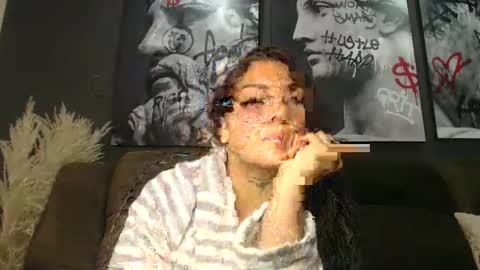 fairylatin online show from October 26, 12:39 pm